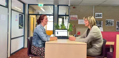 Volwassenenonderwijs gesprek